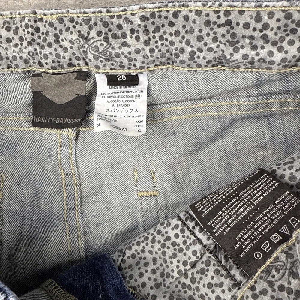 Harley Davidson Capri Jeans Womens 30 Blue Denim Cuffed Low Rise Subtle Distress